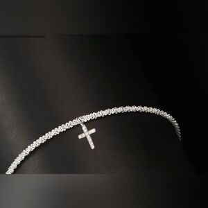 Sterling Silver  Women's  Bracelet with Shiny Cross Pendant NWT